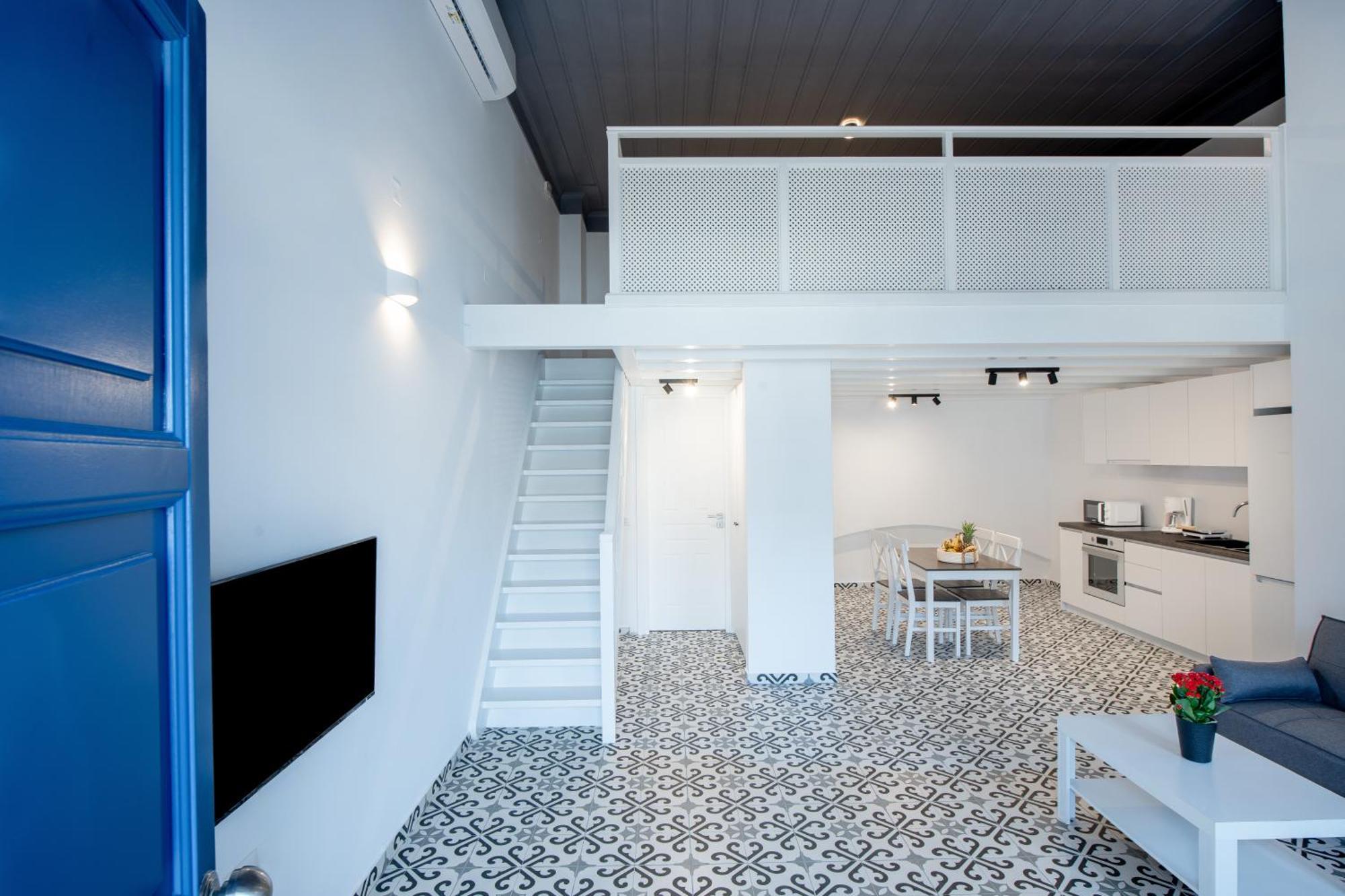 Porto Harani Seaside Apartment